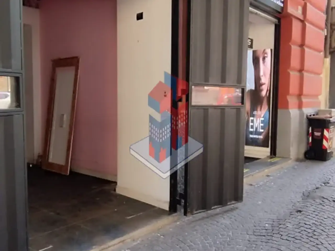 Negozio in Via Bernini - Piazza Vanvitelli, Napoli, {3} - Foto 2