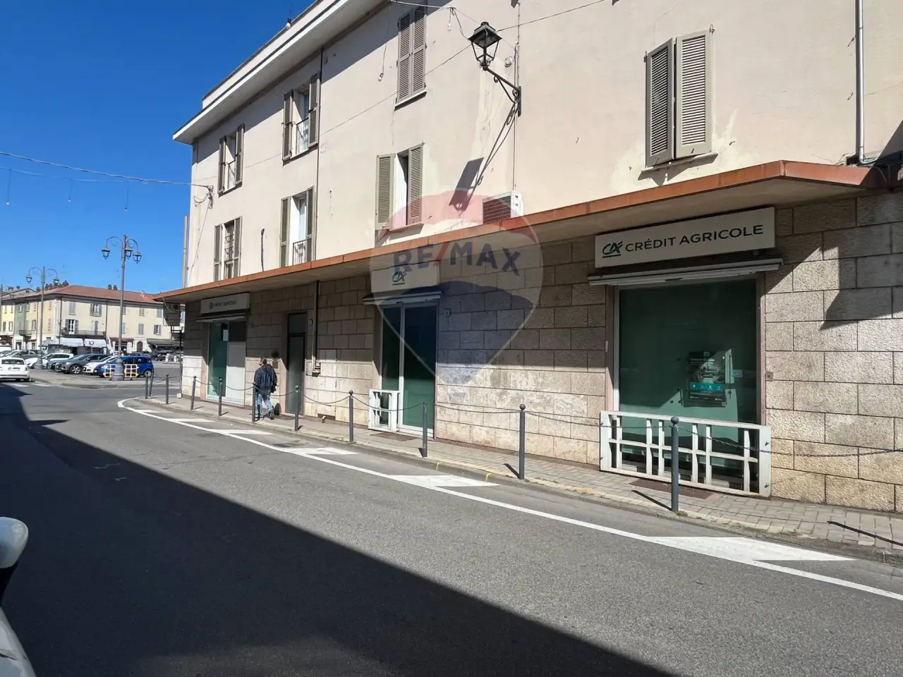 Esercizio commerciale in Piazza Cavour 26, Casteggio, {3} - Foto 1