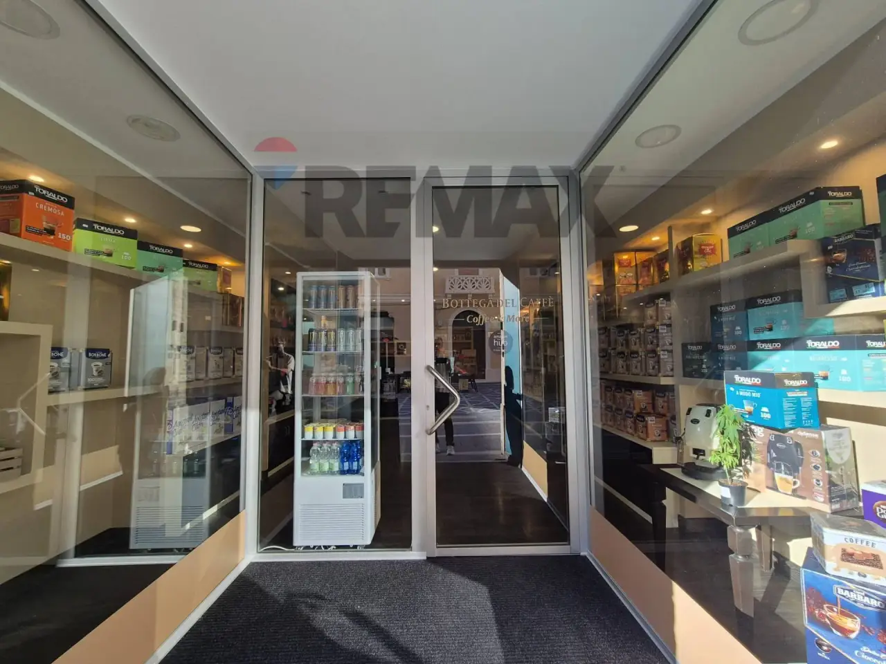 Esercizio commerciale in Corso Trento E Trieste 121, Lanciano, {3} - Foto 1