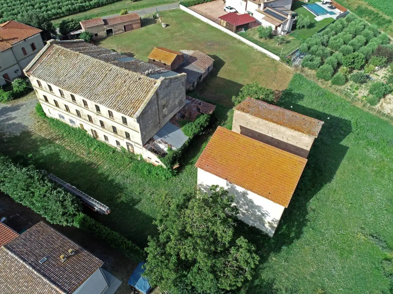 Palazzina commerciale in Via della Pescaia, Marciano Della Chiana, {3} - Foto 1