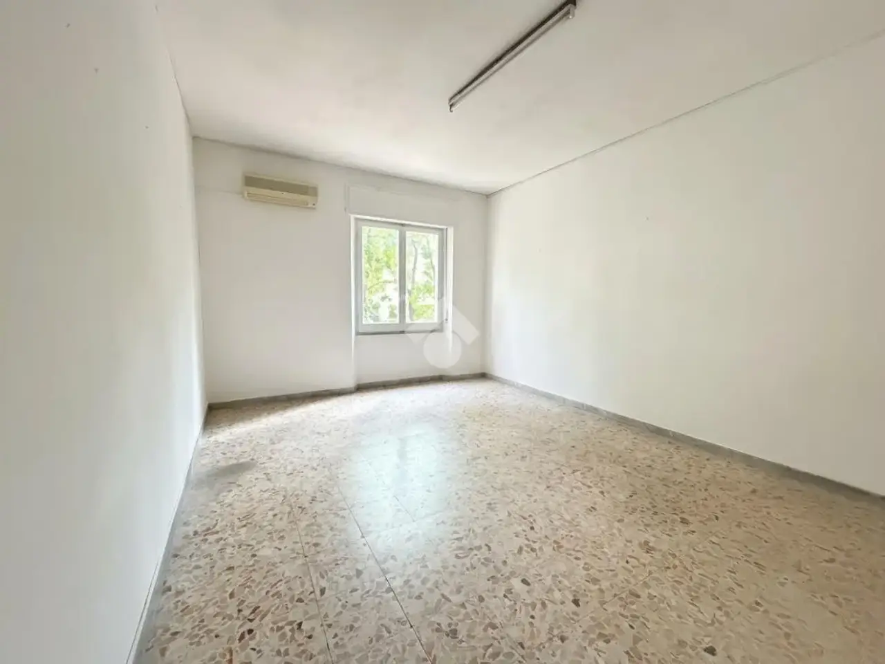 Ufficio in Via del Seminario 8, Cagliari, {3} - Foto 1