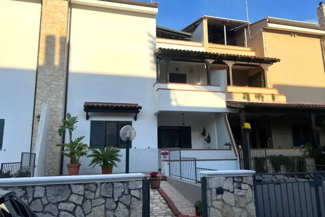 Villa, Taranto - Foto 1