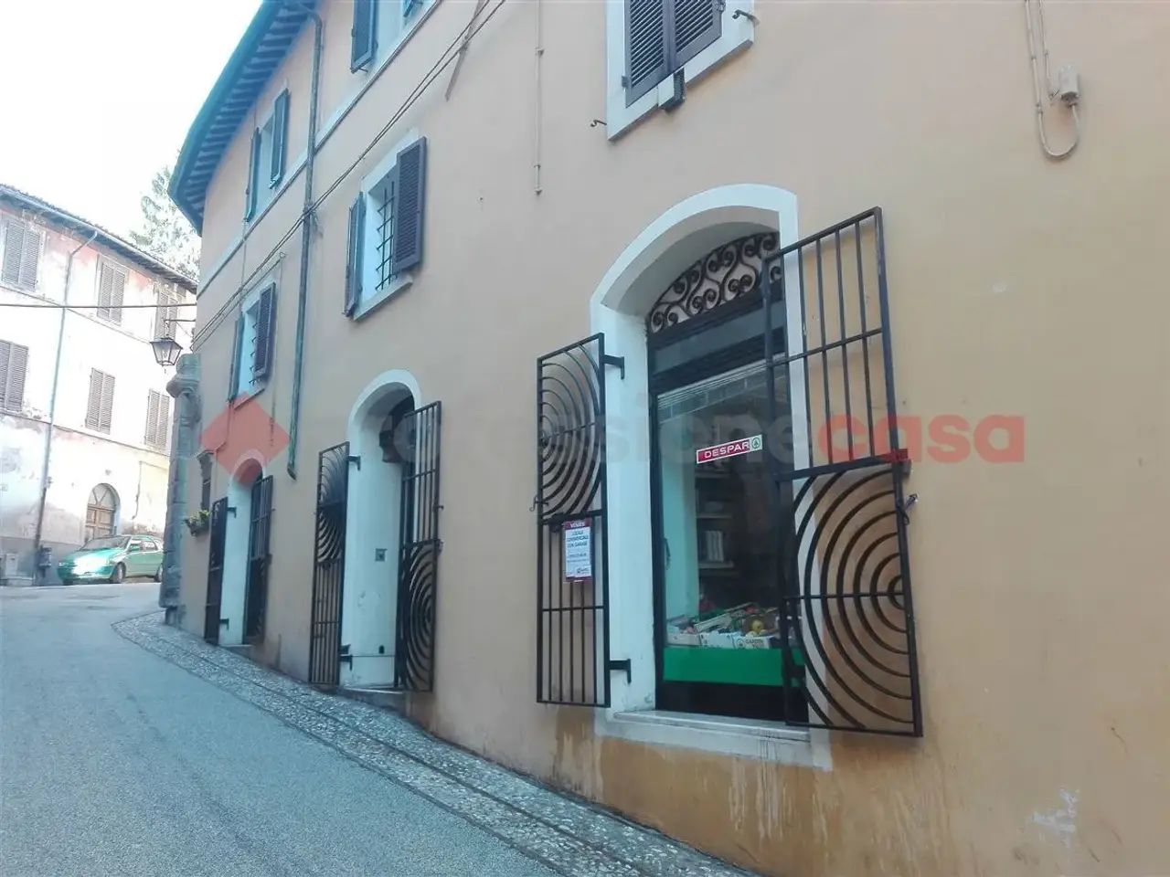 Negozio in Via Ponzianina , Spoleto, {3} - Foto 1