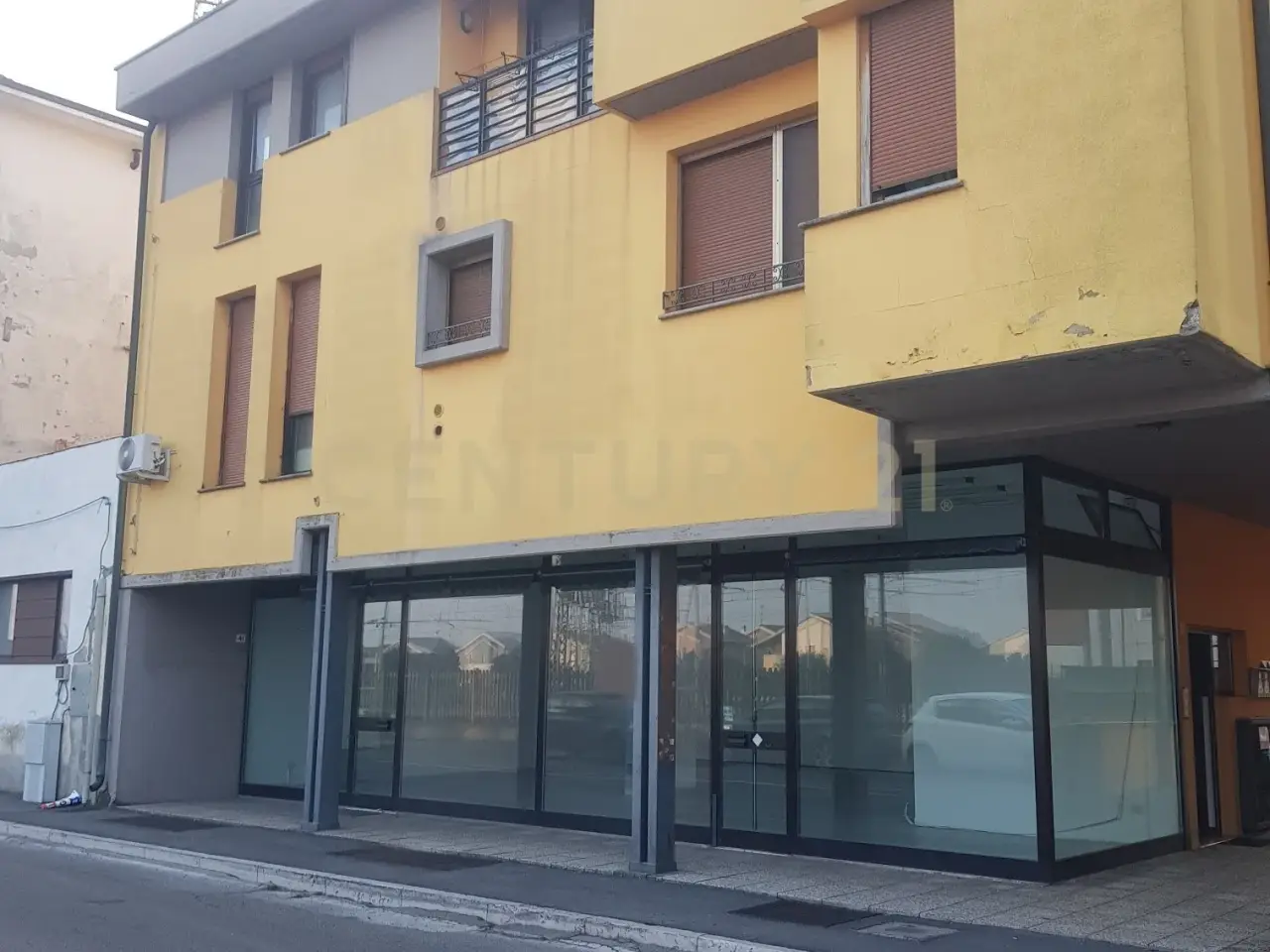 Negozio in Via della Libertà 41, Cerea, {3} - Foto 1