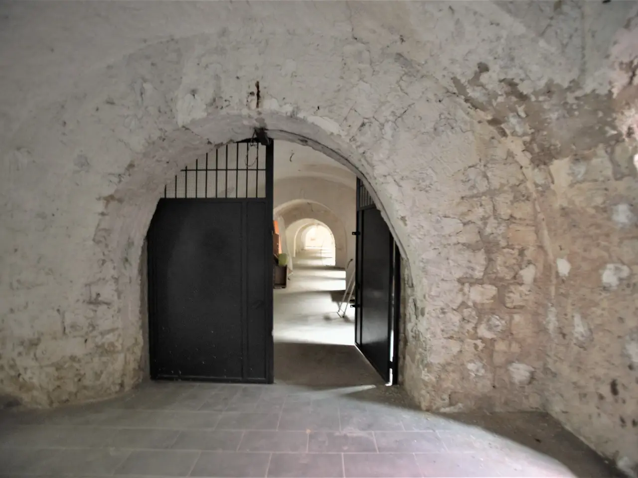 Magazzino in Via Bari, Napoli, {3} - Foto 2