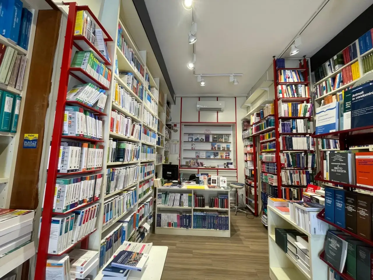 Negozio in Corso Martiri della Libertà 63, Ferrara, {3} - Foto 2