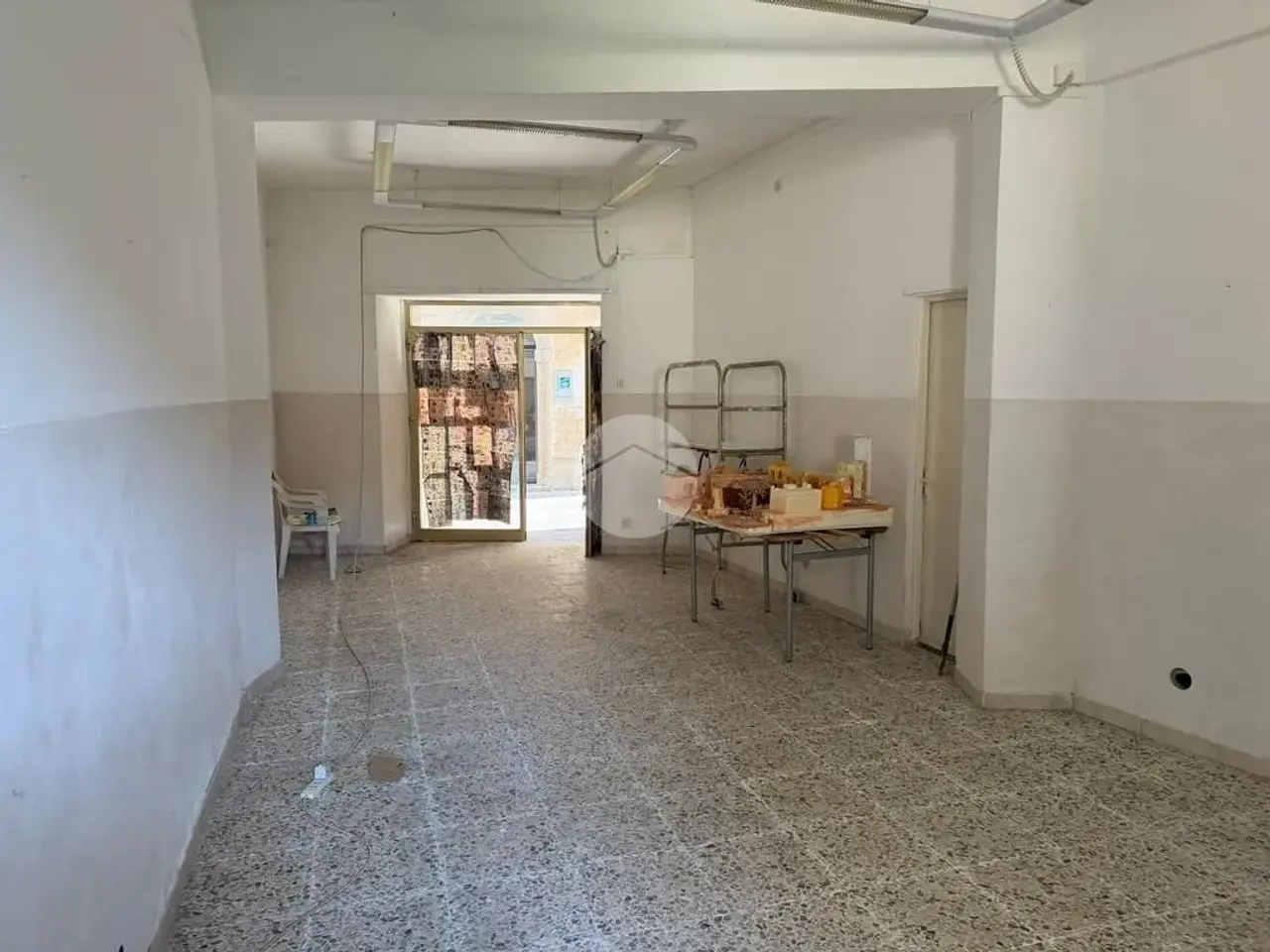 Negozio in Via Cavour 28, Magliano Sabina, {3} - Foto 2