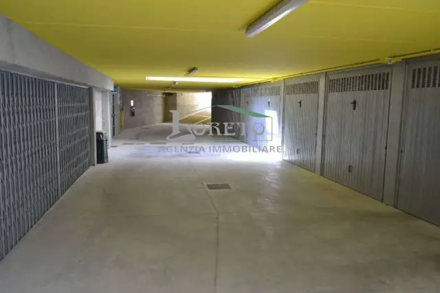 Garage - Parking slot in Torre del Menegotto, Rapallo - Photo 1