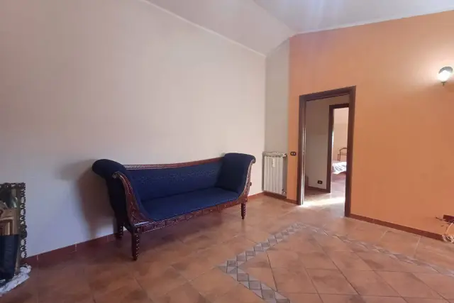 3-room flat in Viale Carlo III di Borbone 43, San Nicola la Strada - Photo 1