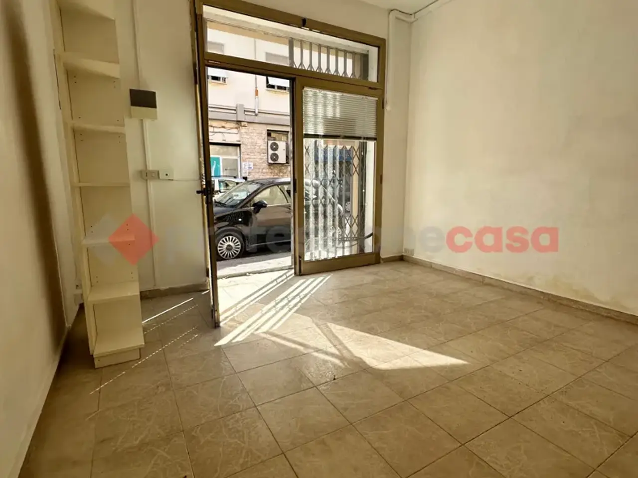 Negozio in , Livorno, {3} - Foto 2