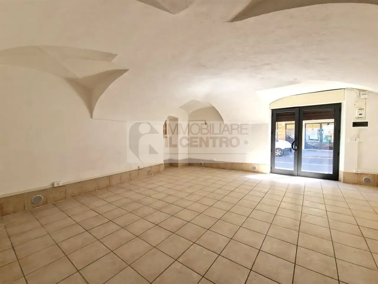 Negozio in , Sarzana, {3} - Foto 1