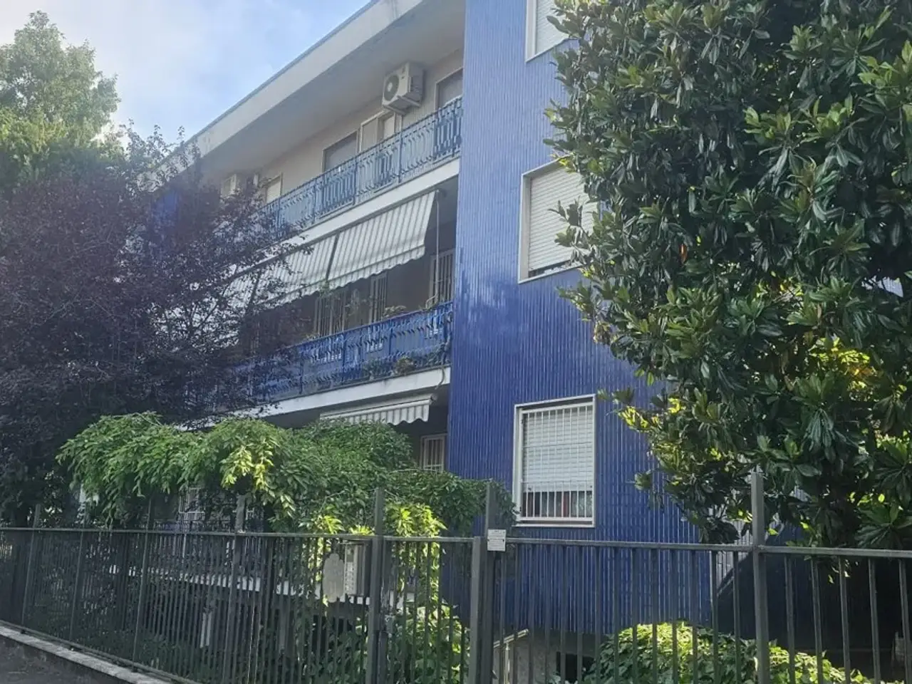 Magazzino in Via delle Gardenie  11 , Cusano Milanino, {3} - Foto 1