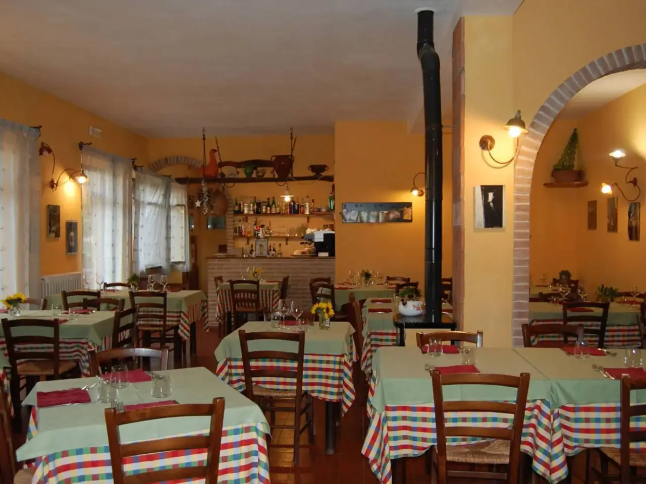 Negozio in , Paciano, {3} - Foto 2