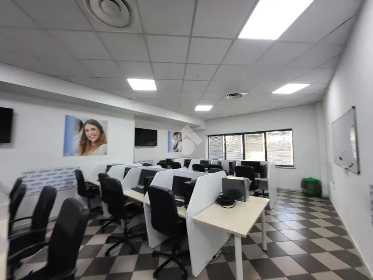 Ufficio in Via Giacomo Leopardi 253, Napoli, {3} - Foto 2