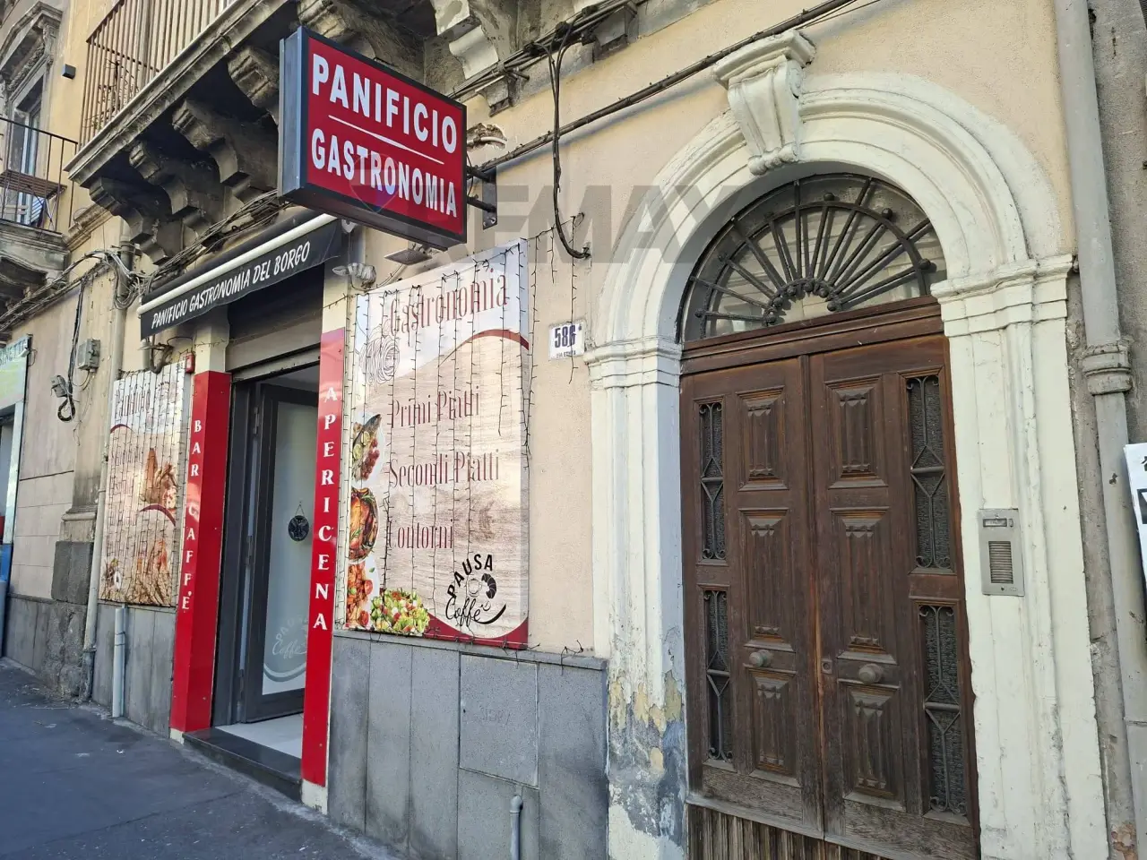 Esercizio commerciale in Via Etnea 588, Catania, {3} - Foto 2