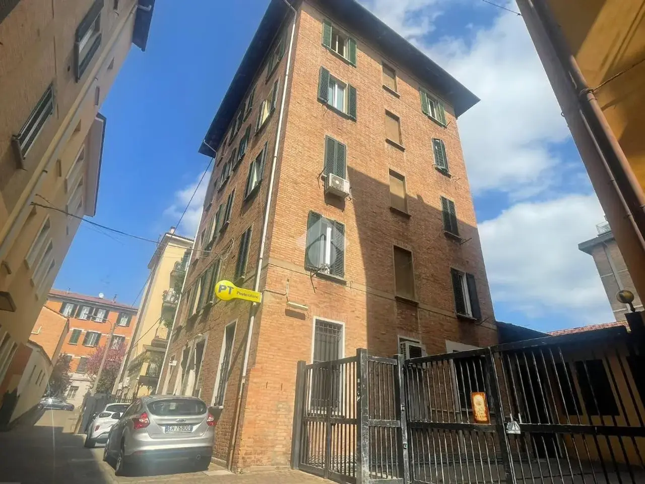 Ufficio in Via Carlo Alberto Pizzardi 17, Bologna, {3} - Foto 1