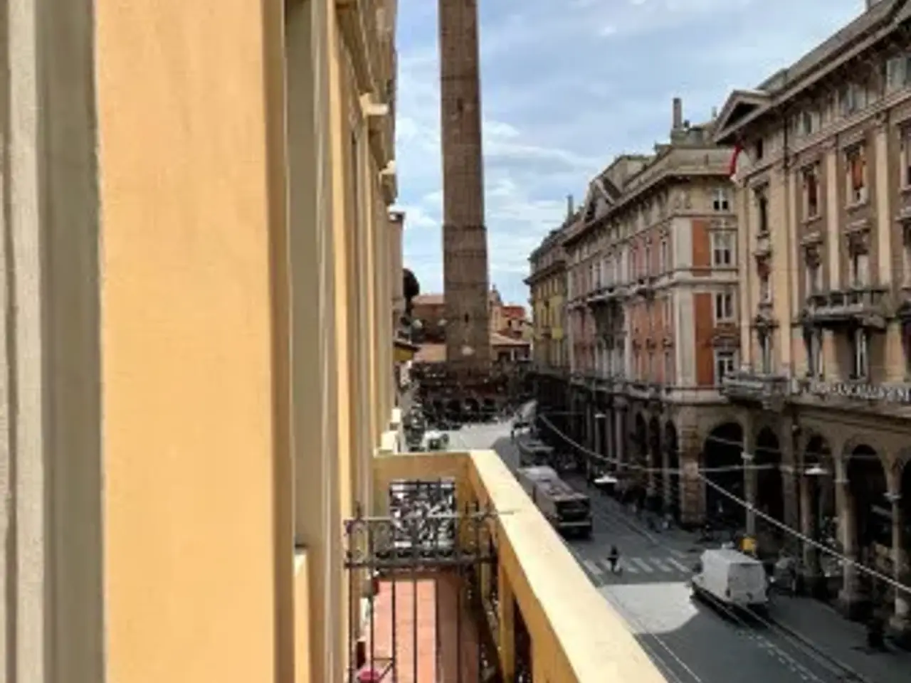 Ufficio in Via Rizzoli, Bologna, {3} - Foto 1