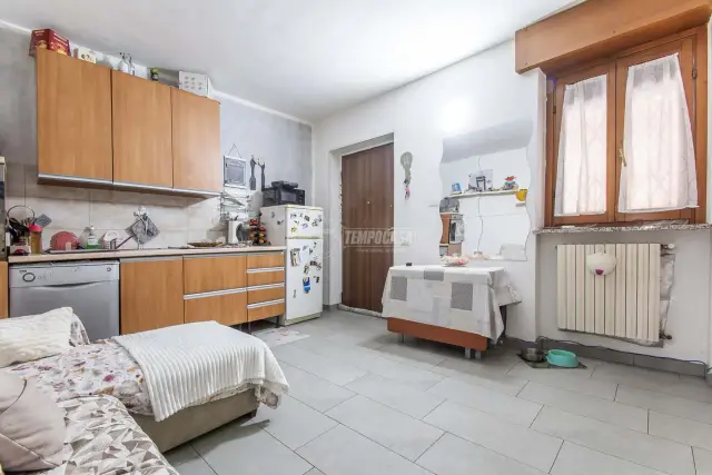 3-room flat in Via Bergamo 18/Cascina, Saronno - Photo 1