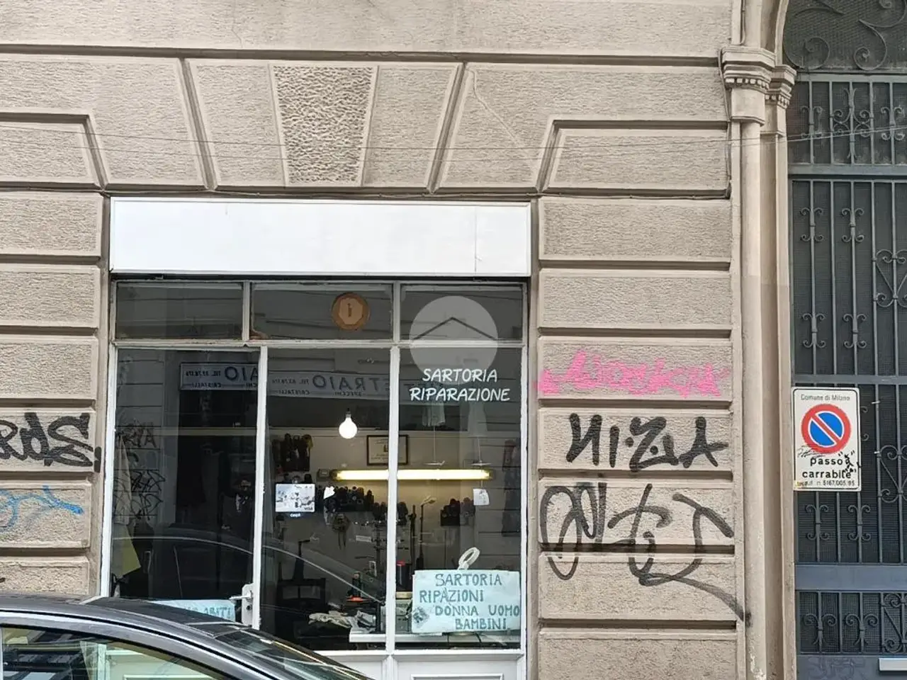 Negozio in Via Gaudenzio Ferrari 7, Milano, {3} - Foto 1