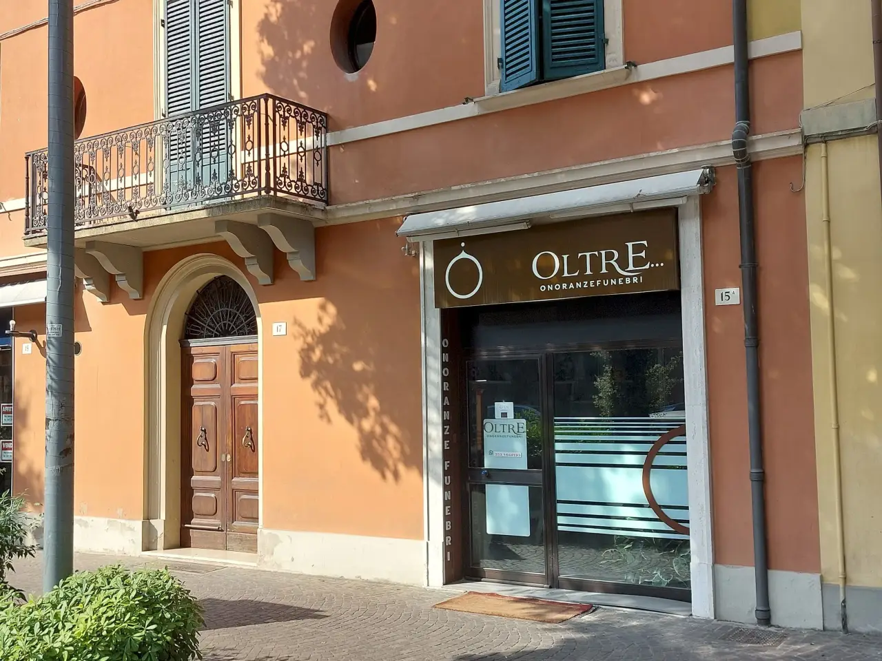 Locale commerciale in Viale Giovanni Amendola 15, Imola, {3} - Foto 1