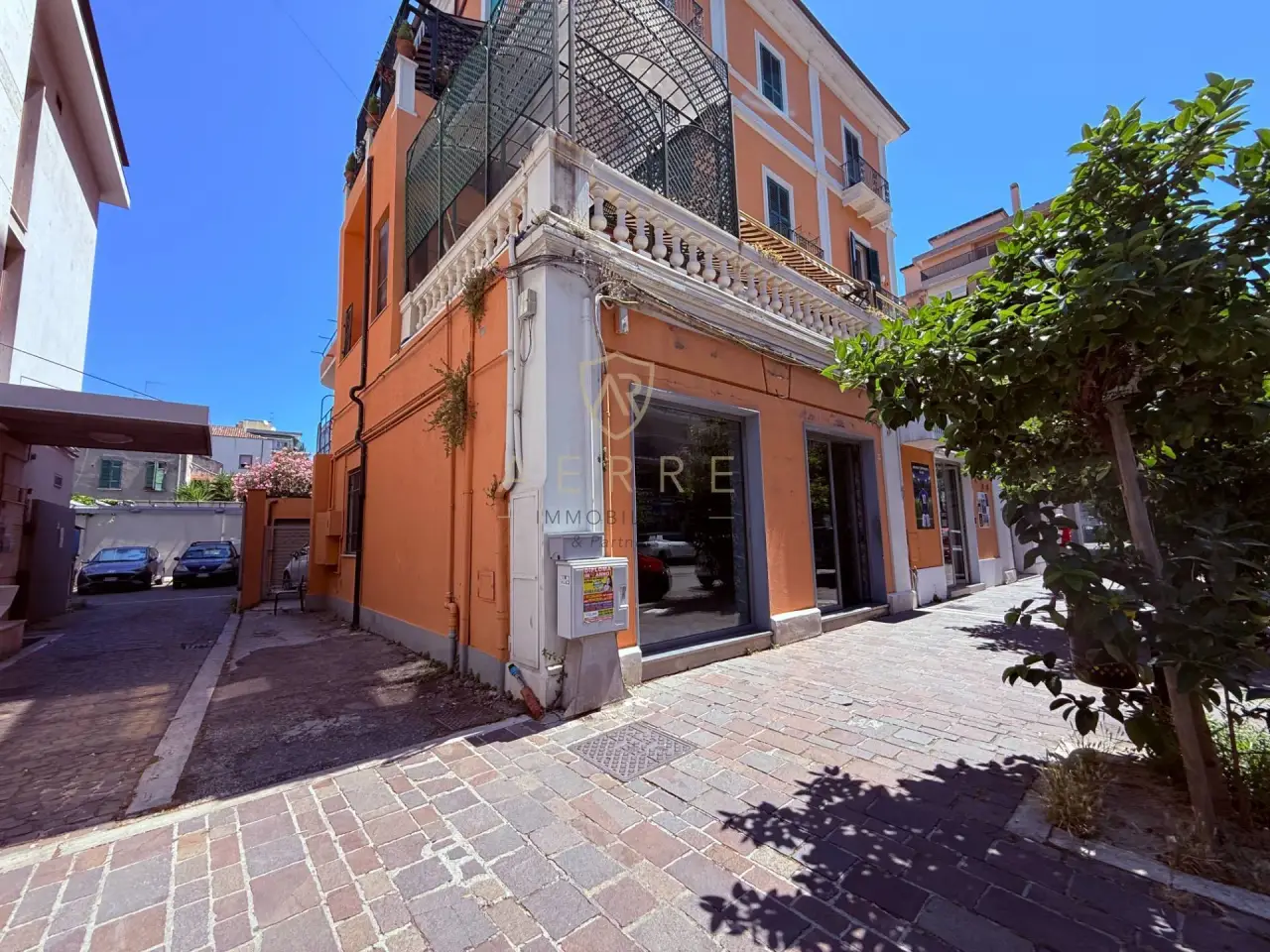 Negozio in Via Nicola Fabrizi 130/132, Pescara, {3} - Foto 1