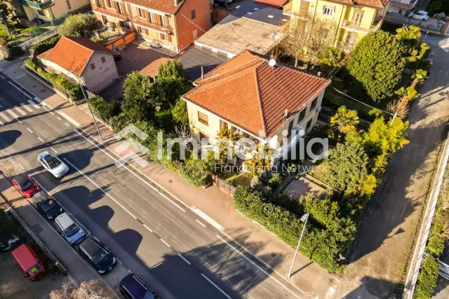 insertion image