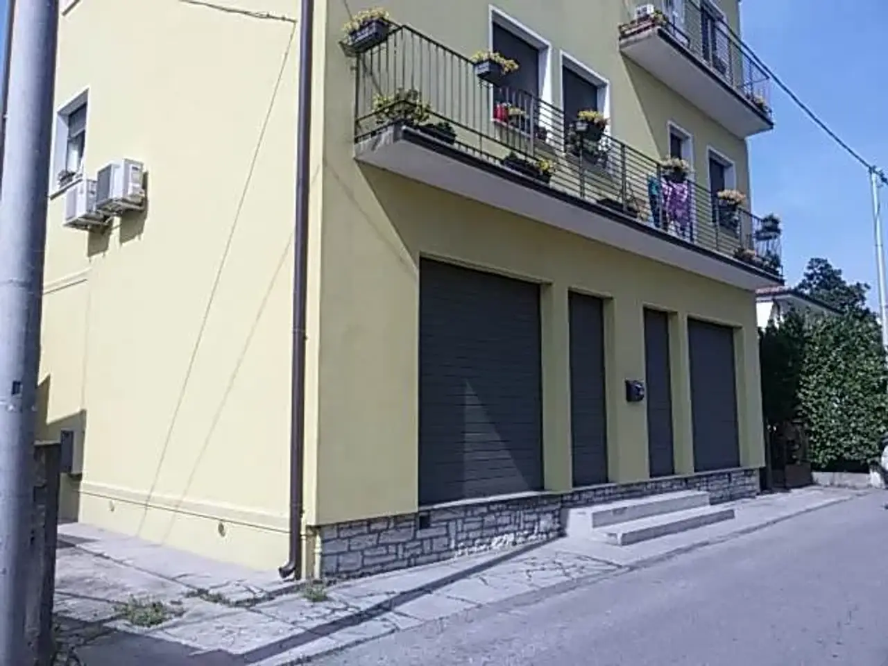 Negozio in , Treviso, {3} - Foto 2