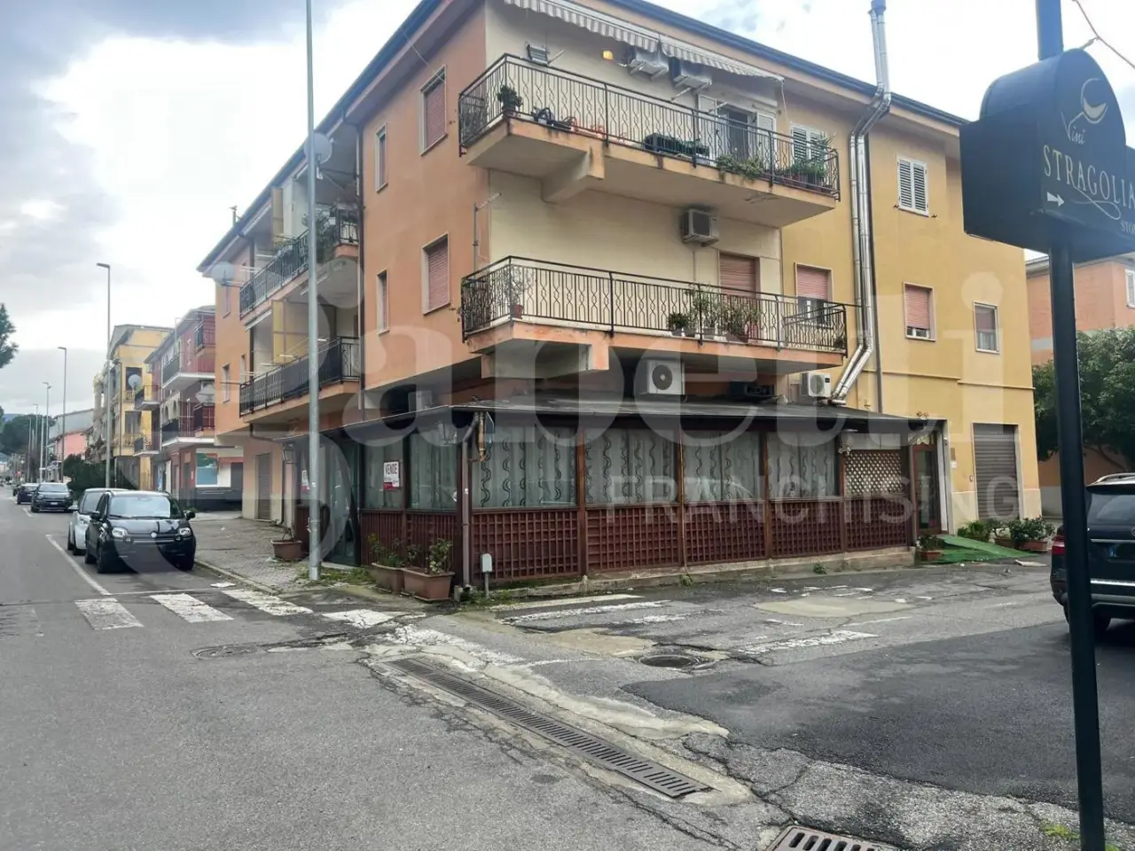 Magazzino in Viale Sant'Angelo 219, Corigliano-Rossano, {3} - Foto 2