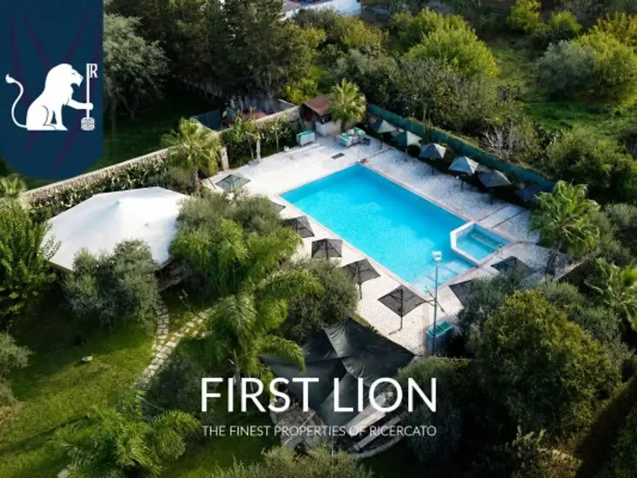 Hotel in Via Vecchia San Donato, Cavallino, {3} - Foto 1