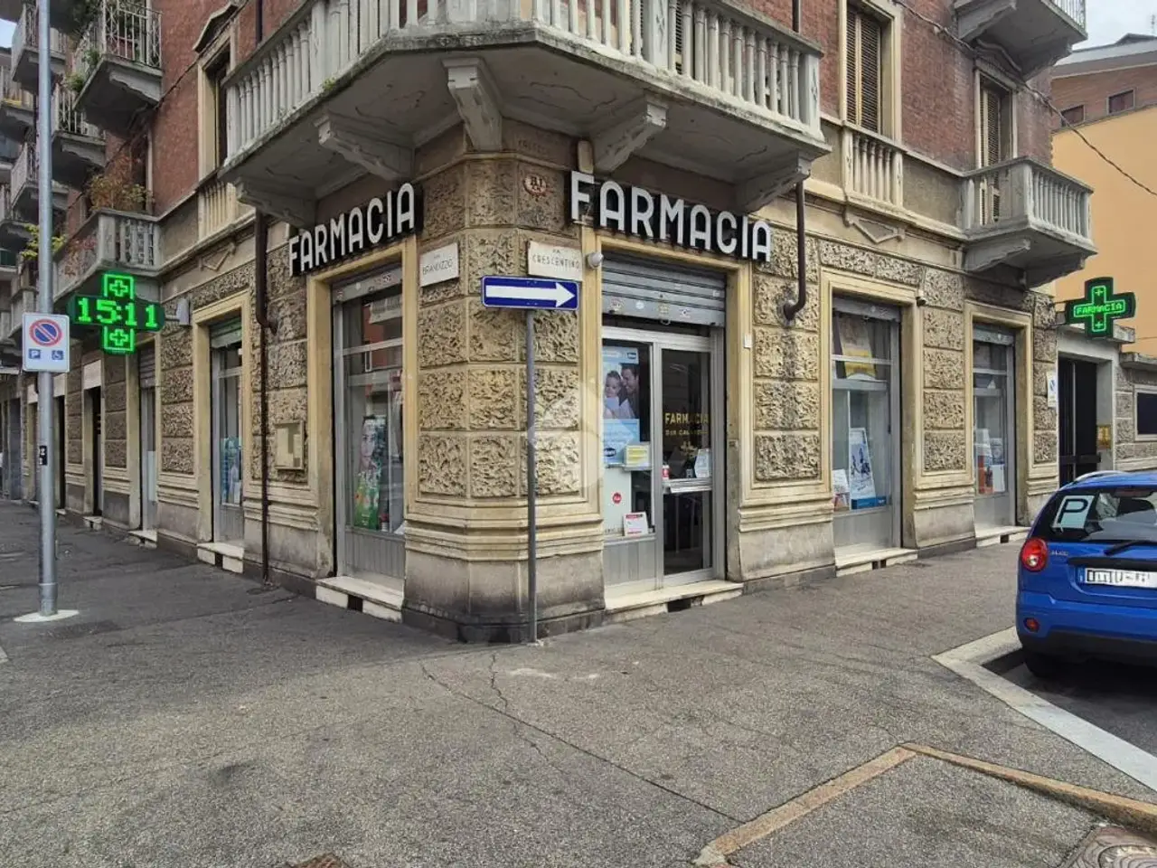 Negozio in Via Crescentino 34, Torino, {3} - Foto 1
