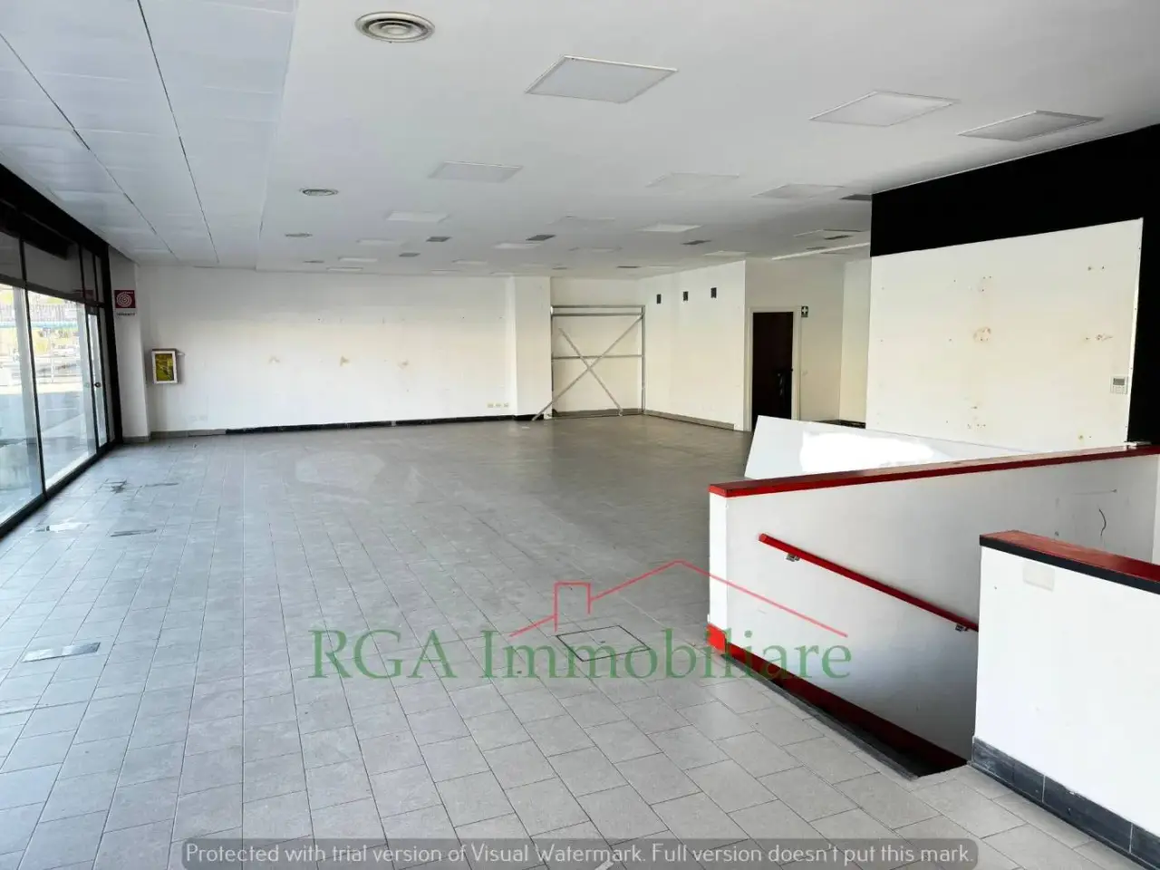 Locale commerciale in Via Vittore Ghislandi, Bergamo, {3} - Foto 1