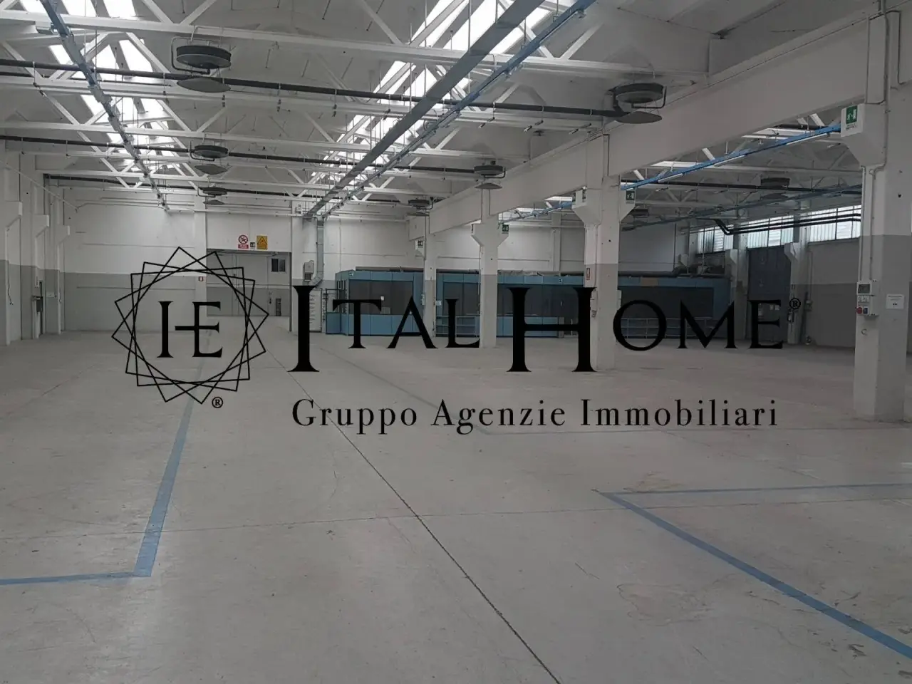 Capannone in Bulciago, Bulciago, {3} - Foto 1