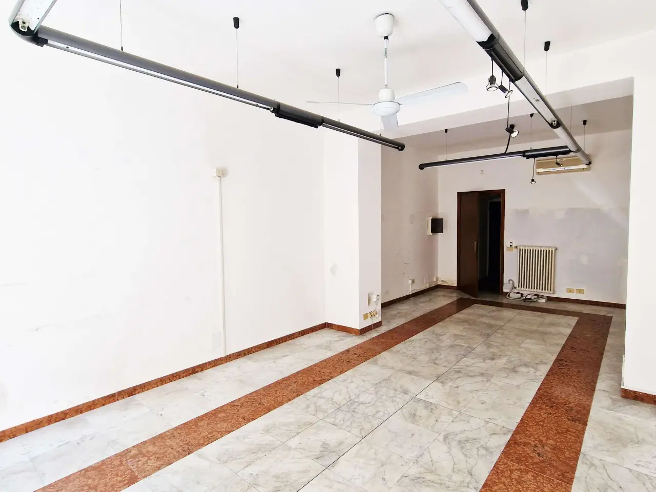 Negozio in Via Borgo Palazzo 31, Bergamo, {3} - Foto 2