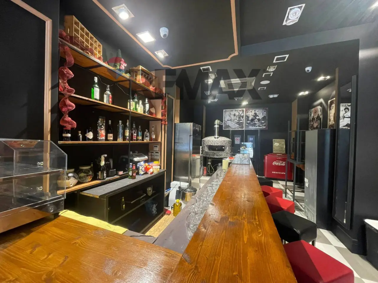 Esercizio commerciale in Via Montesanto 84, Cosenza, {3} - Foto 1