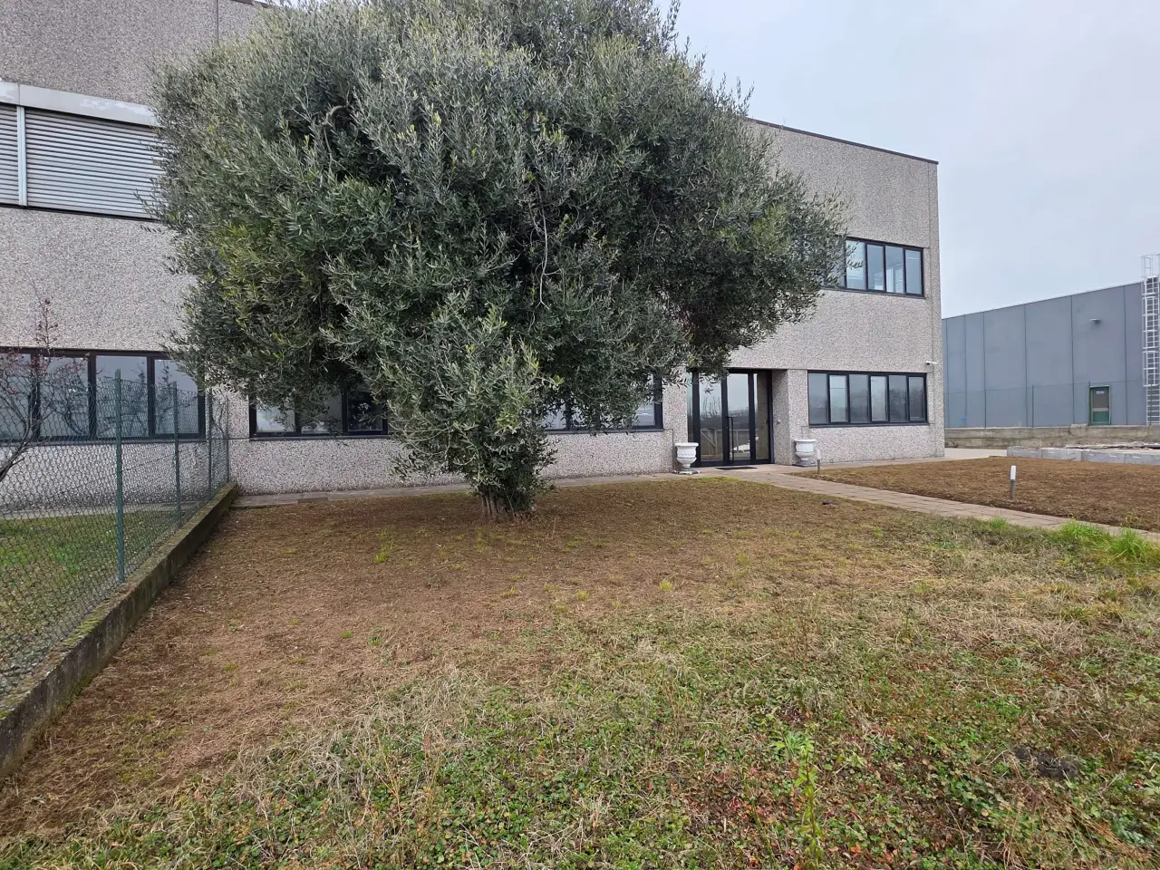 Capannone in Via Mazzini  100 , Cirimido, {3} - Foto 1