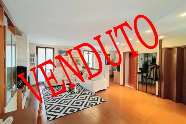 Villa in Via Paganini 40, Corbetta - Foto 1