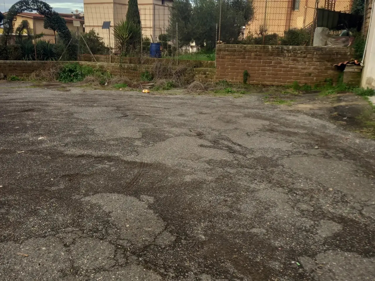 Parcheggio chiuso in Via Cilento, Monterotondo, {3} - Foto 2