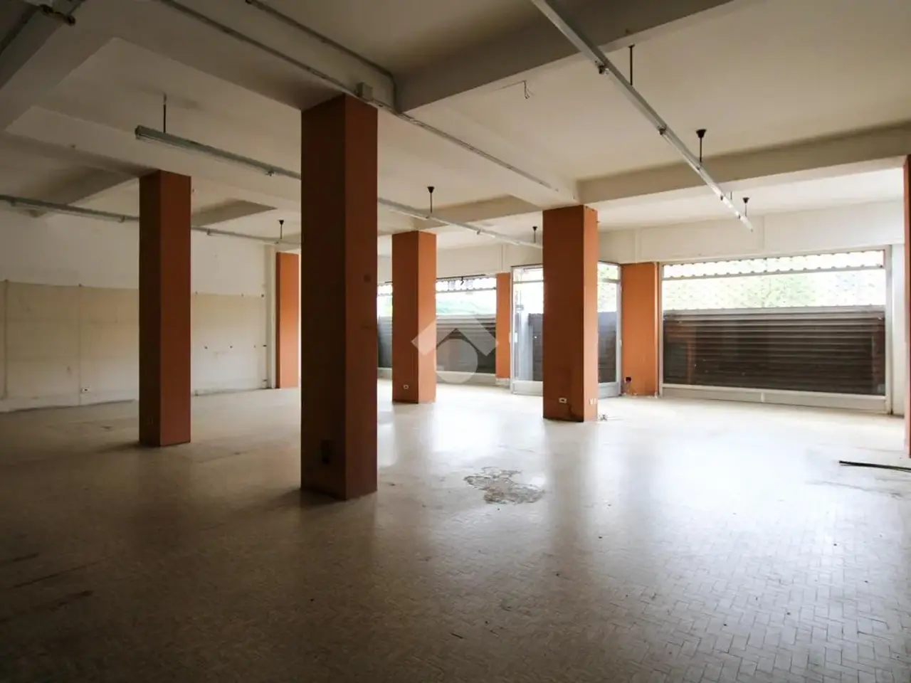 Ufficio in Piazza Trieste, Mozzo, {3} - Foto 2