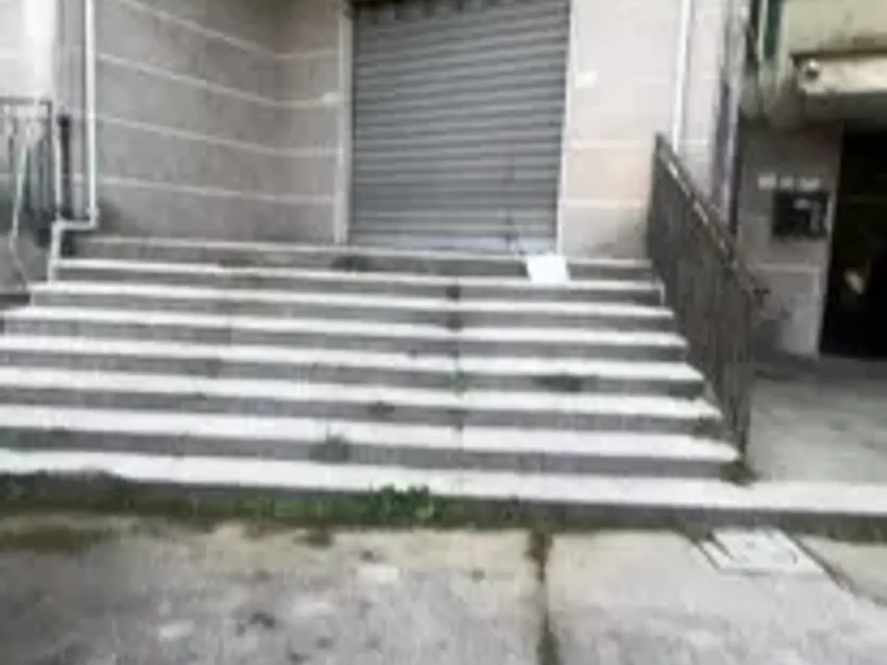 Negozio in Via Ravello, Casalnuovo Di Napoli, {3} - Foto 1