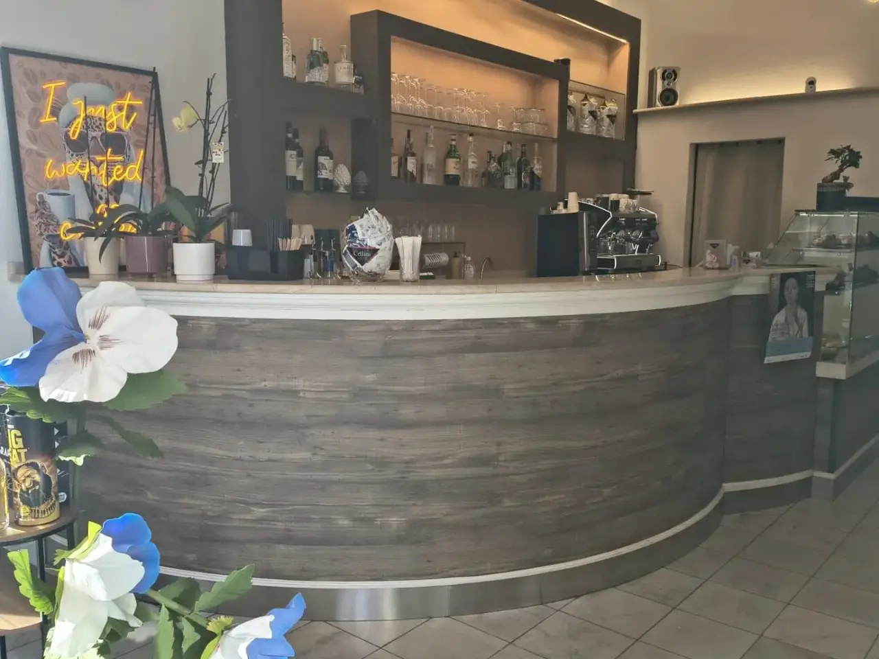Bar in , Carrara, {3} - Foto 1
