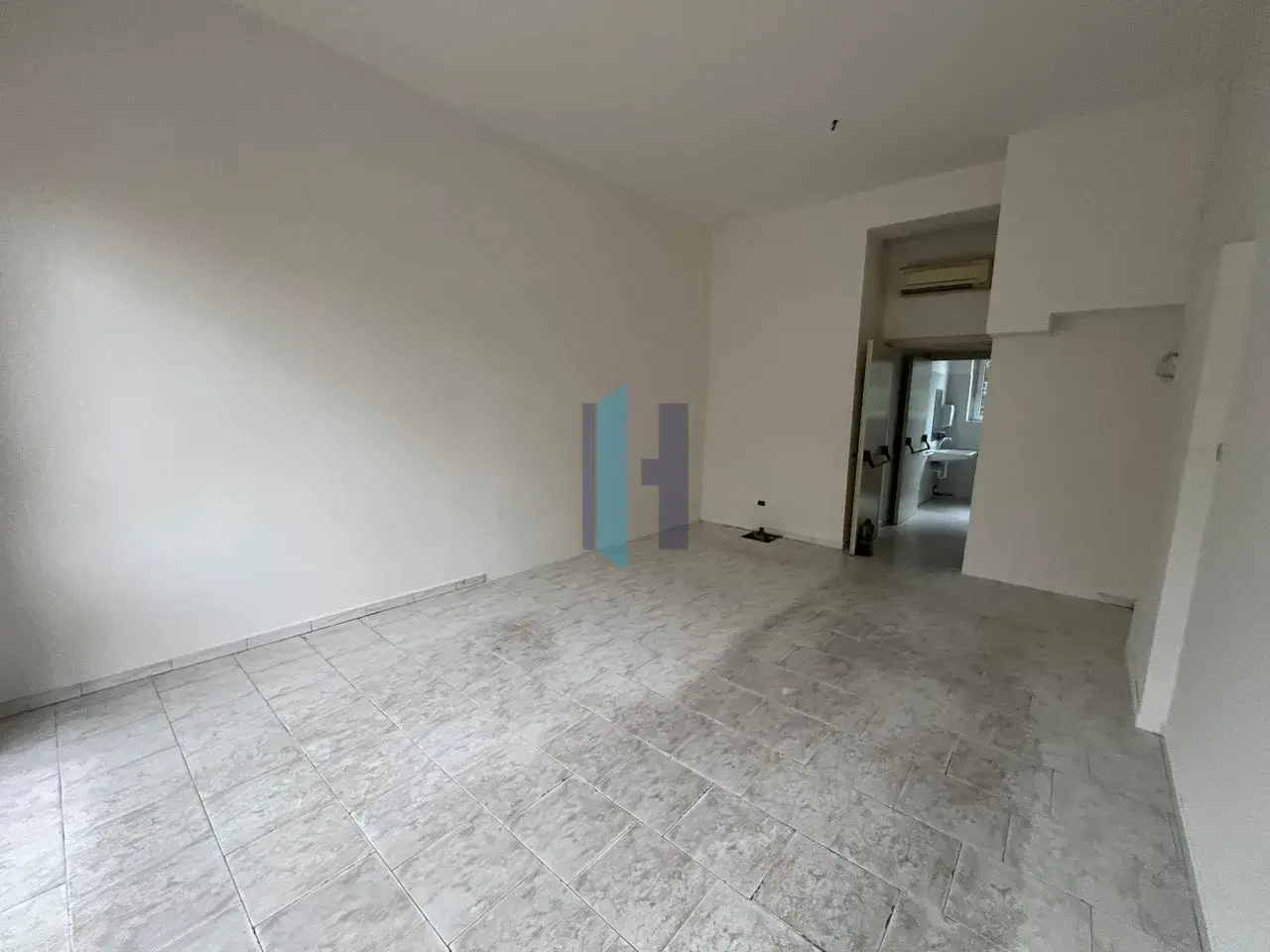Negozio in Via Guglielmo Lochis, Bergamo, {3} - Foto 2