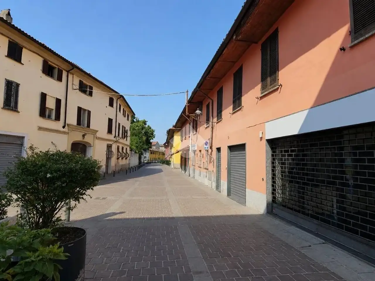Negozio in Via Giuseppe dall'Occo 4, Cormano, {3} - Foto 2