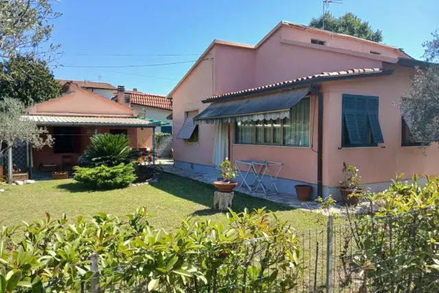 Semi-detached house, Carrara - Photo 1