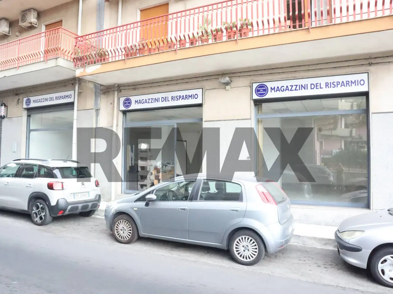 Negozio in Via Antonio Pacinotti 53, Acireale, {3} - Foto 2