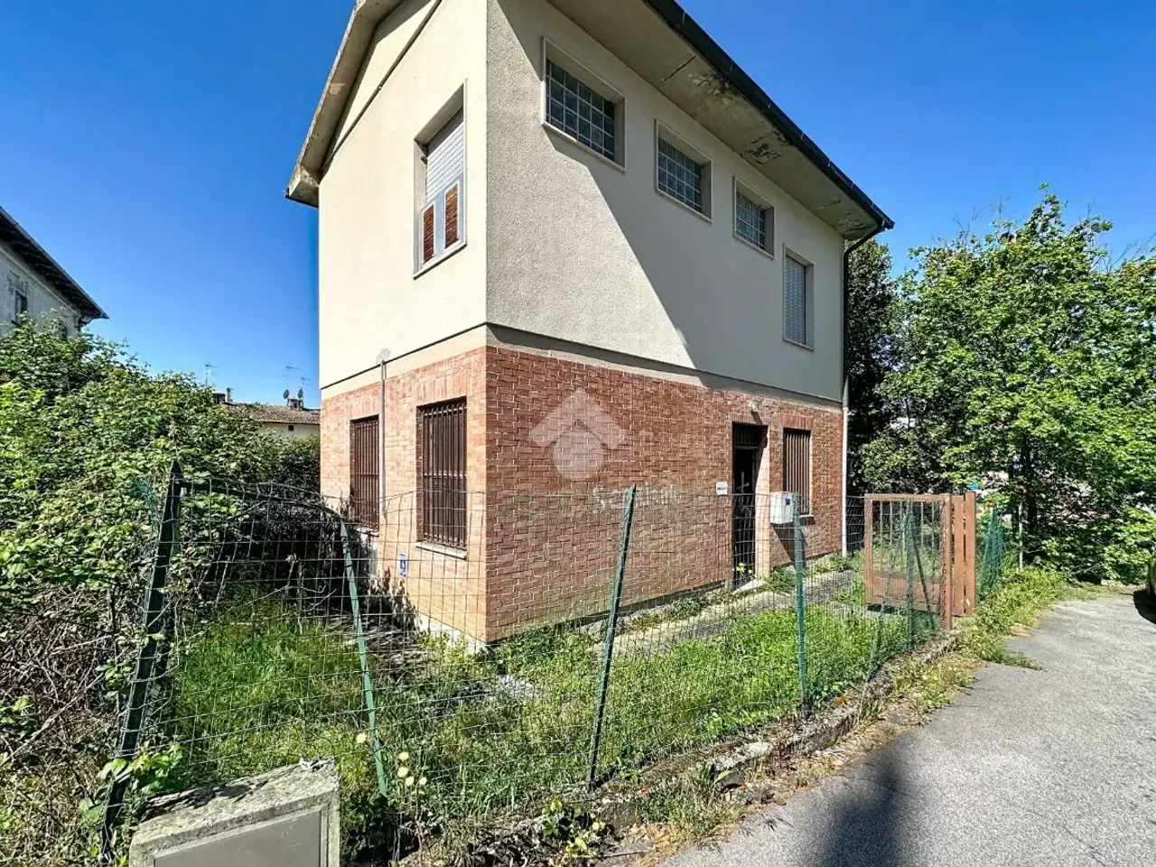 Magazzino in Via Oreste Montanelli 1, Empoli, {3} - Foto 2