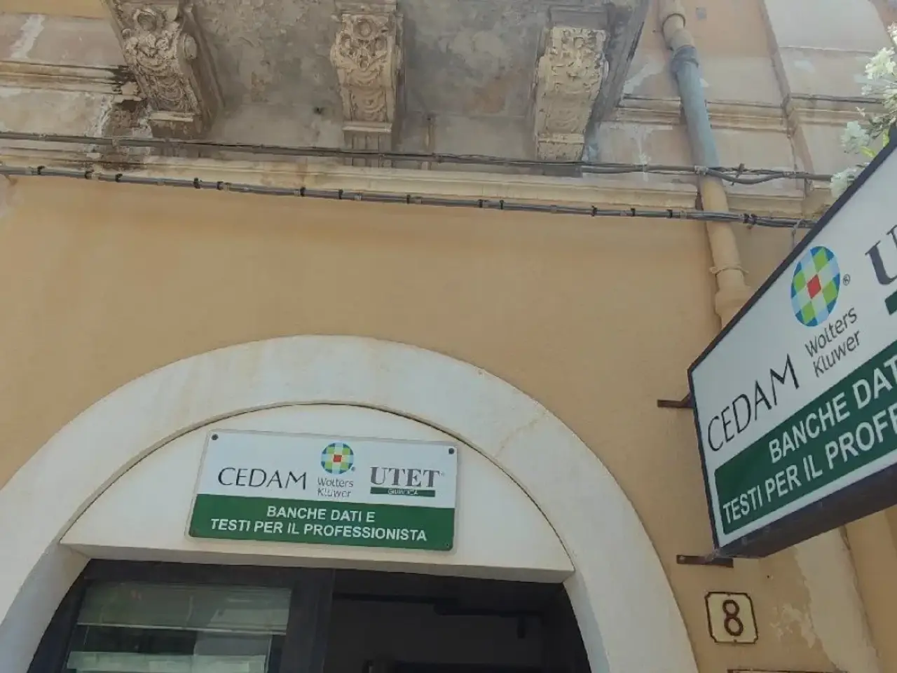 Locale commerciale in Via Ierone I l'Etneo, Siracusa, Siracusa, {3} - Foto 1