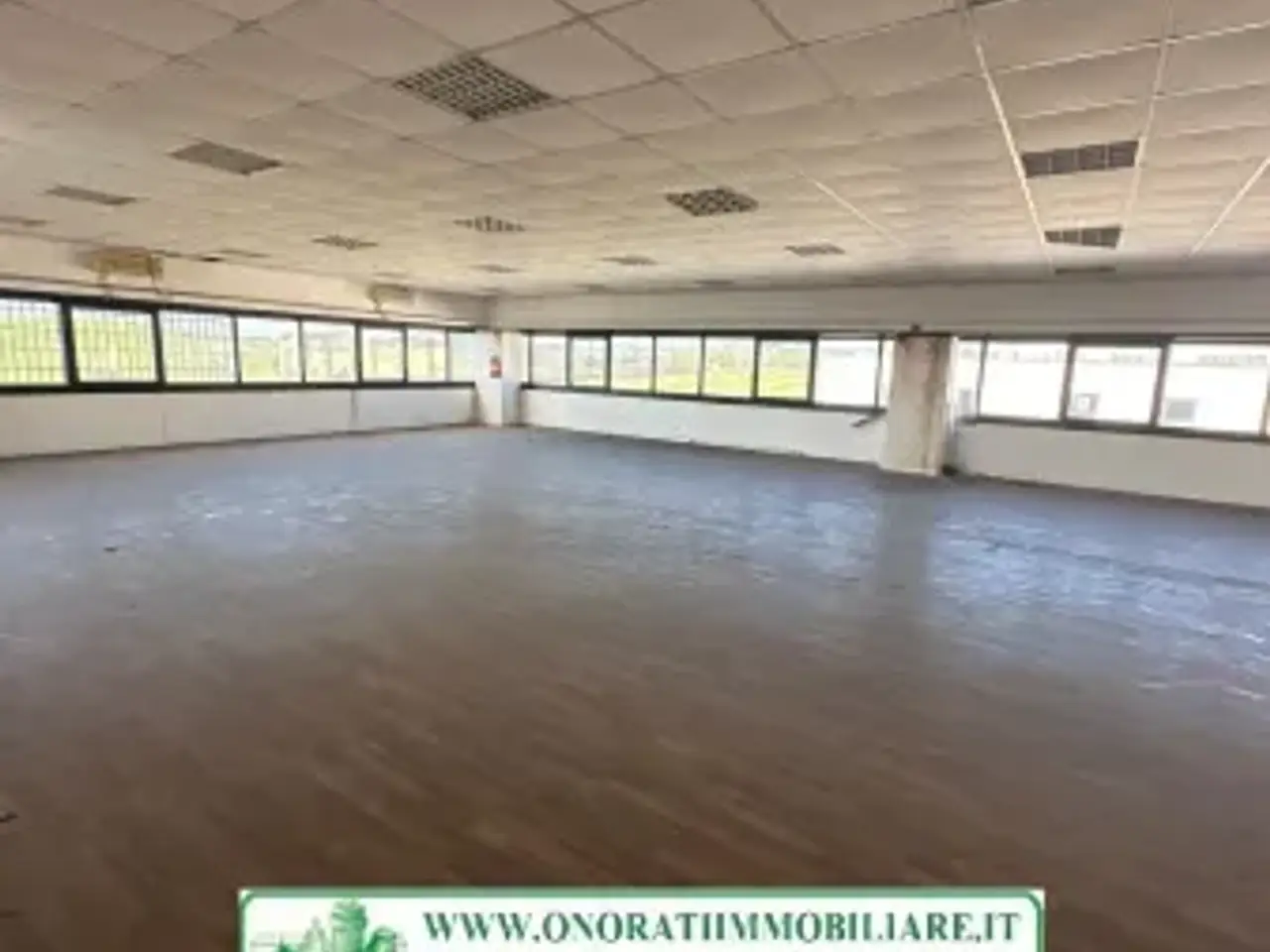 Capannone in , Guidonia Montecelio, {3} - Foto 1