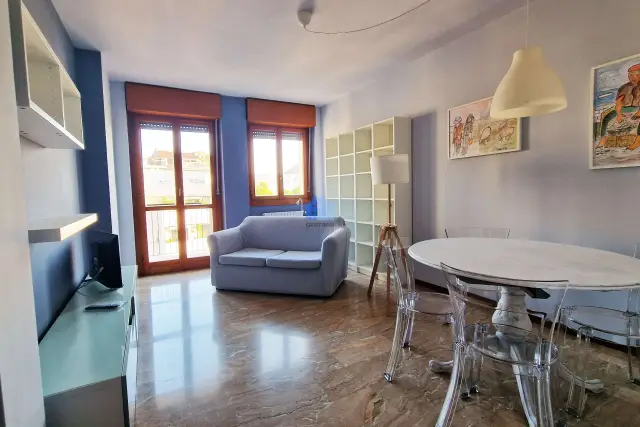 2-room flat, Bergamo - Photo 1