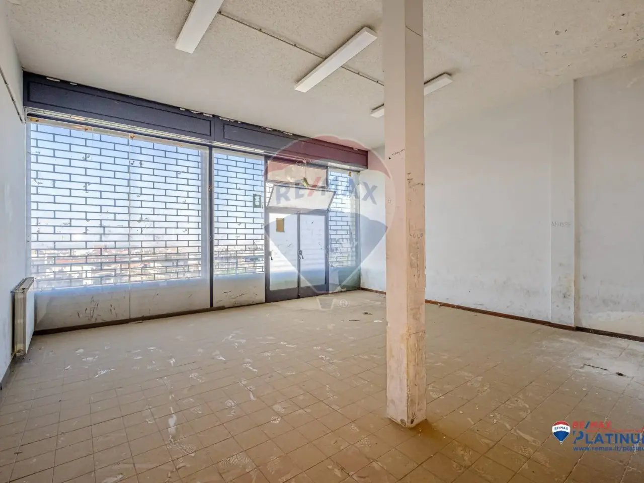 Negozio in Vittorio Emanuele 424, Paterno', {3} - Foto 1