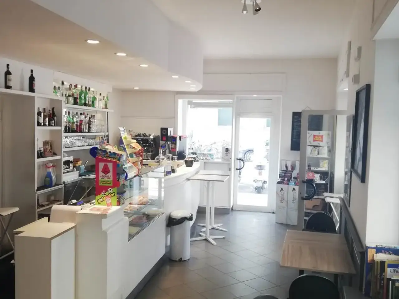Esercizio commerciale in  Firenze, Firenze, {3} - Foto 1
